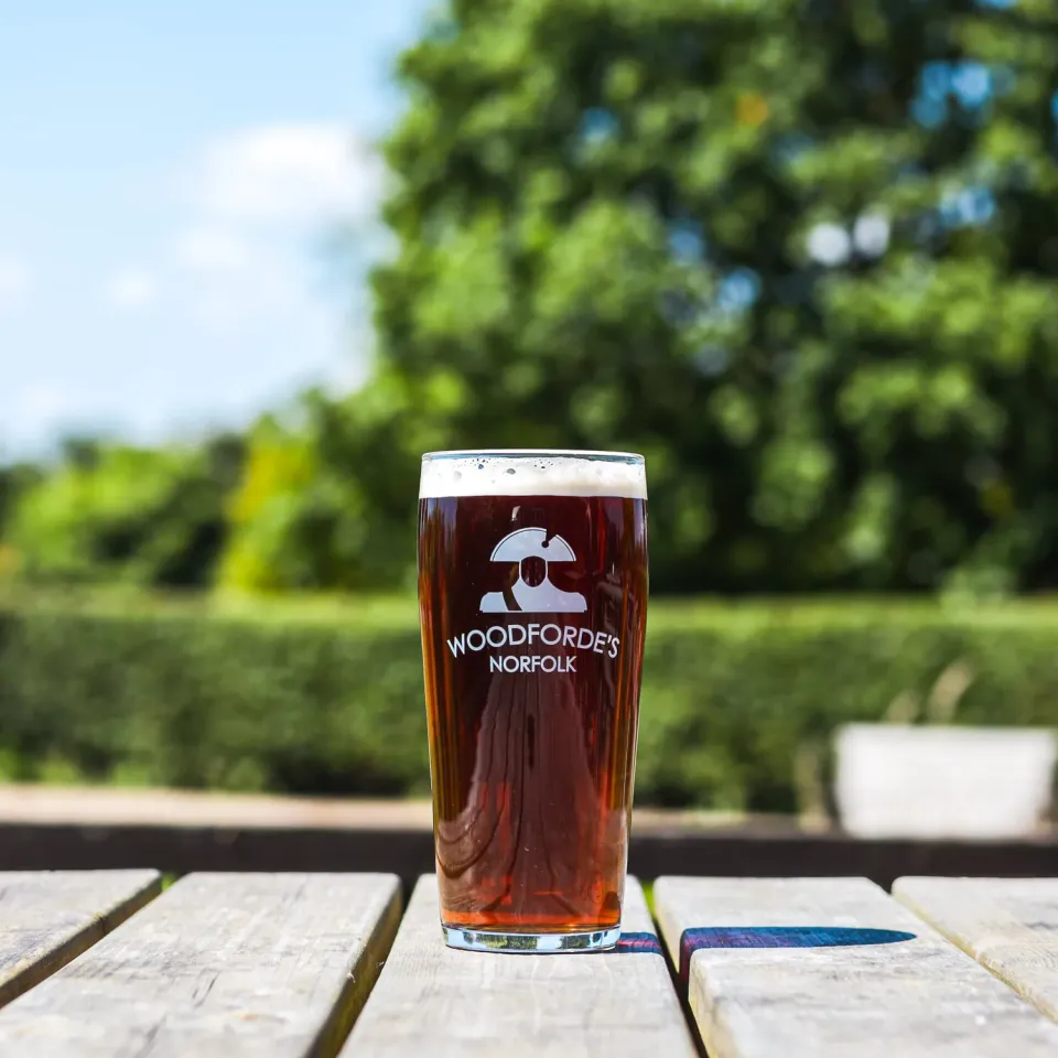 Woodforde's Ale bicchiere pinta vetro con logo